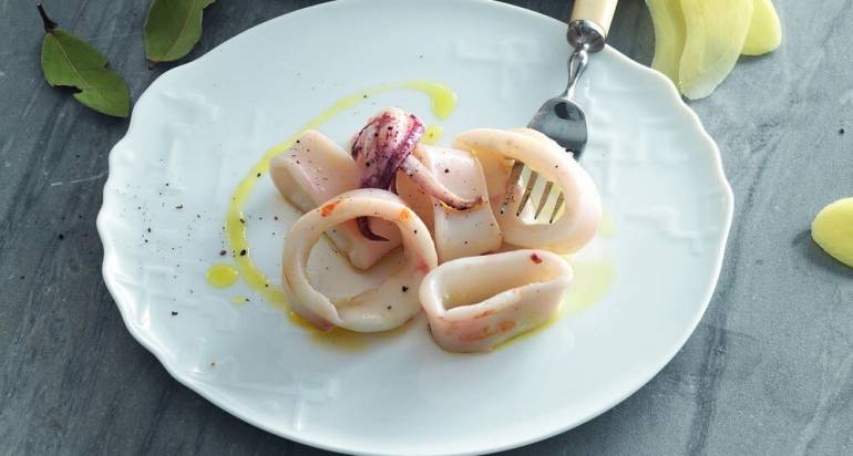 Calamari con zenzero e alloro